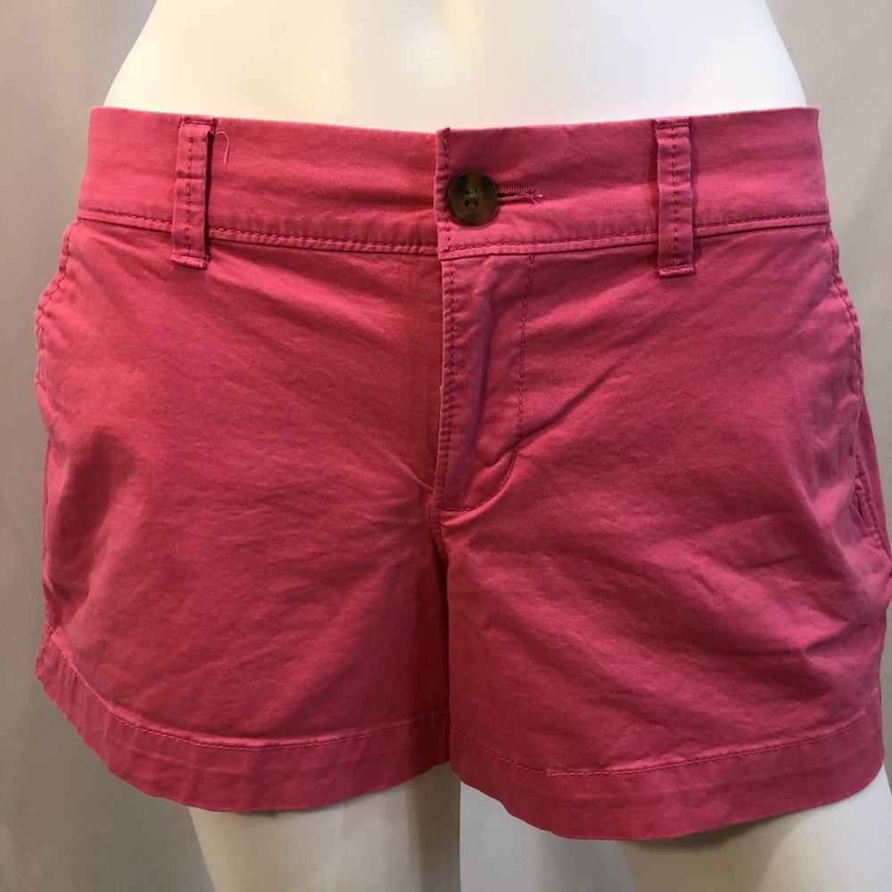 EUC Old Navy, Pink Casual / Bermuda Shorts, Size 2 Regular